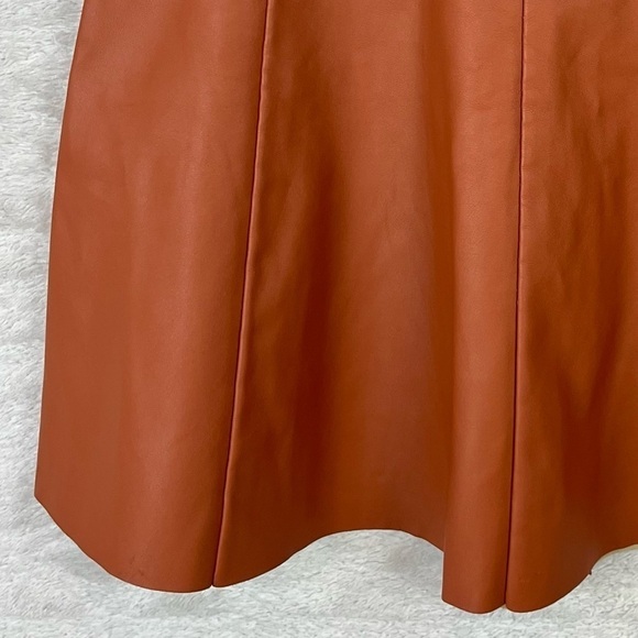 Caramel Brown Faux Leather Mini Skirt Size Small Skater Back Zipper - Picture 8 of 16